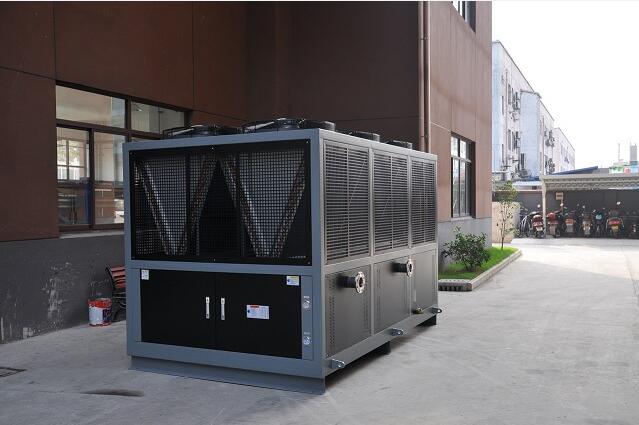 评价高的风冷防爆螺杆式冷水机多家厂家对比分析(图1)